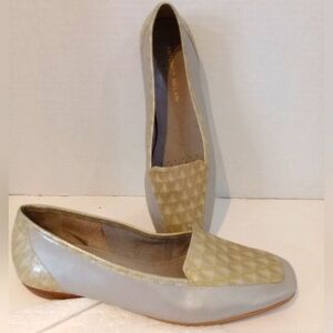 Antonio Melani Flats Sz. 7.5 Gray‎ Leather